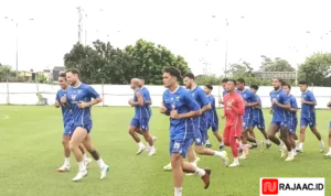 Bomber Anyar Persib Latihan