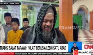 Salat Tarawih Kilat Blitar