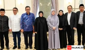 Ziarah Megawati ke Makam Nabi