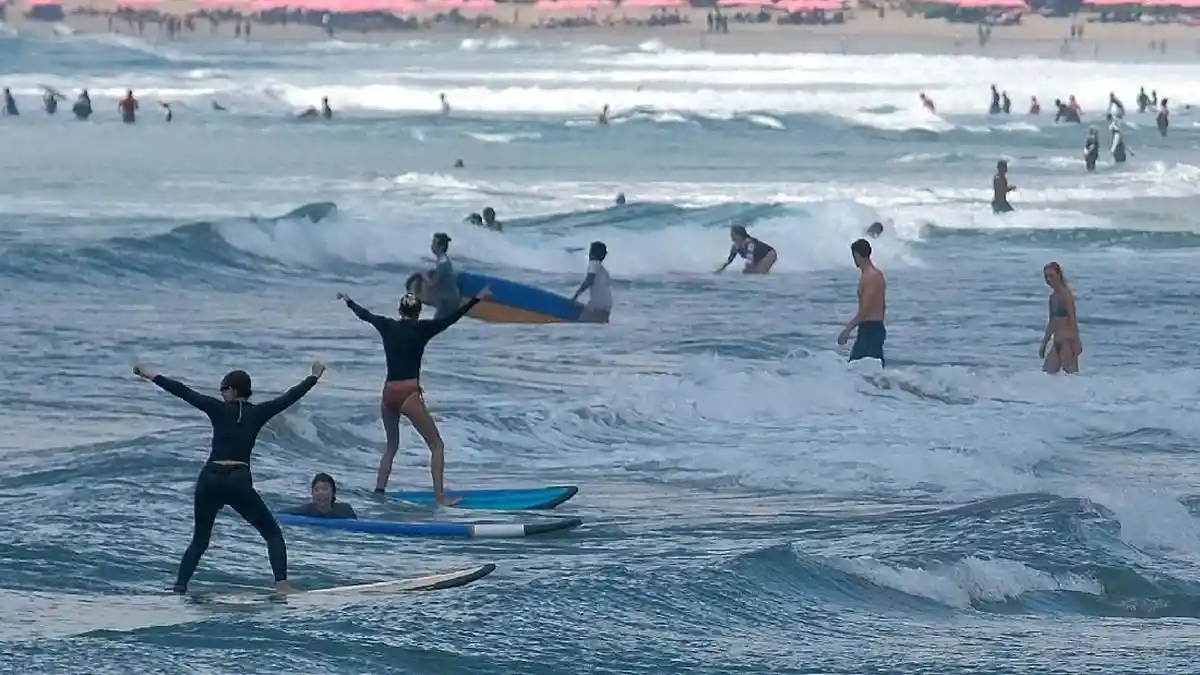 Sejarah Surfing Kuta Bali